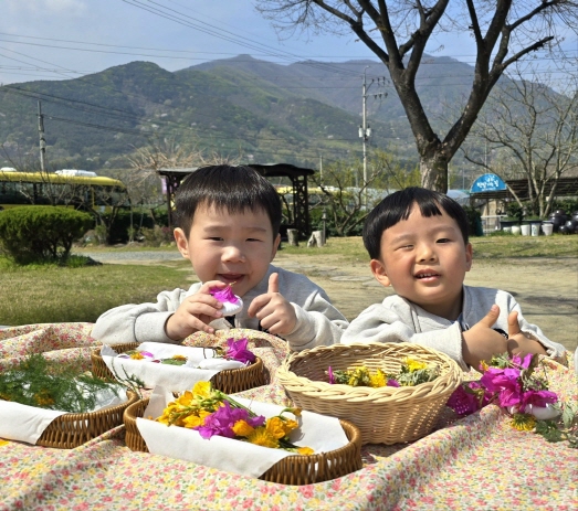 가창에서 클레이로 화전을 만들어보았어요!